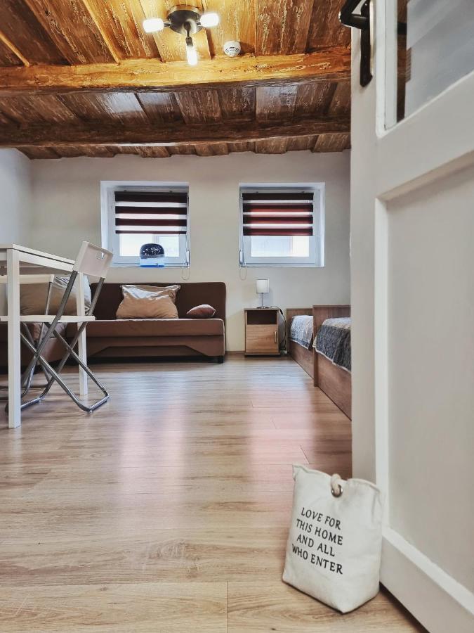 GyöngyösGyongy Apartmanhazakアパートメント エクステリア 写真