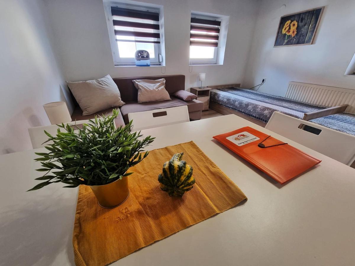 GyöngyösGyongy Apartmanhazakアパートメント エクステリア 写真